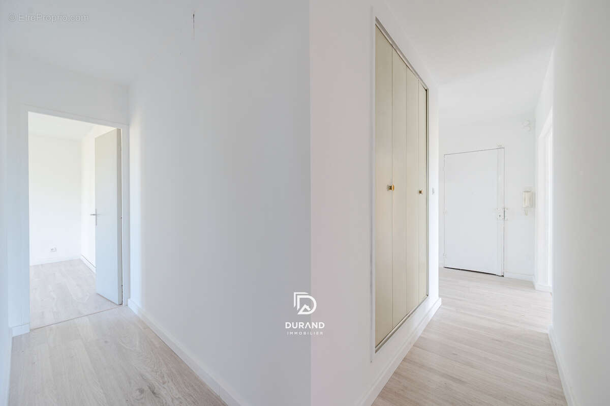 Appartement - terrasses - les caussettes - 13400 aubagne - photo 12