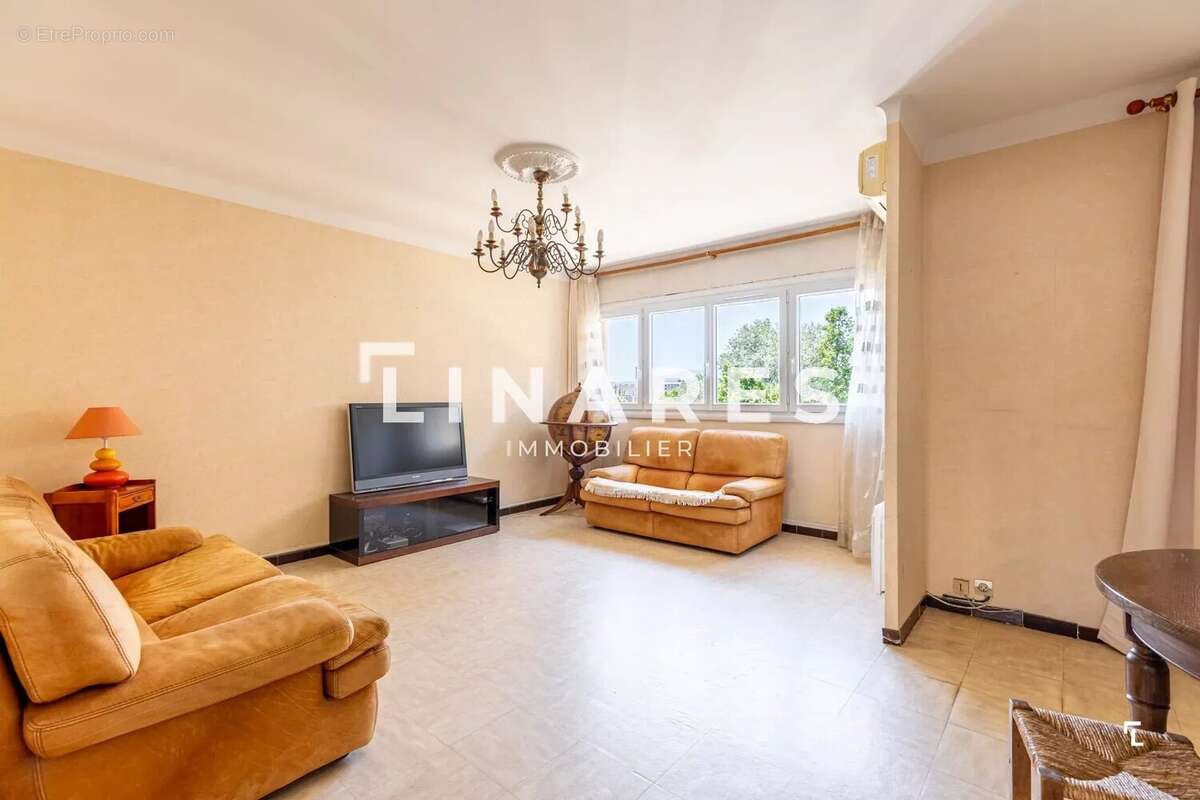 Appartement à MARSEILLE-10E