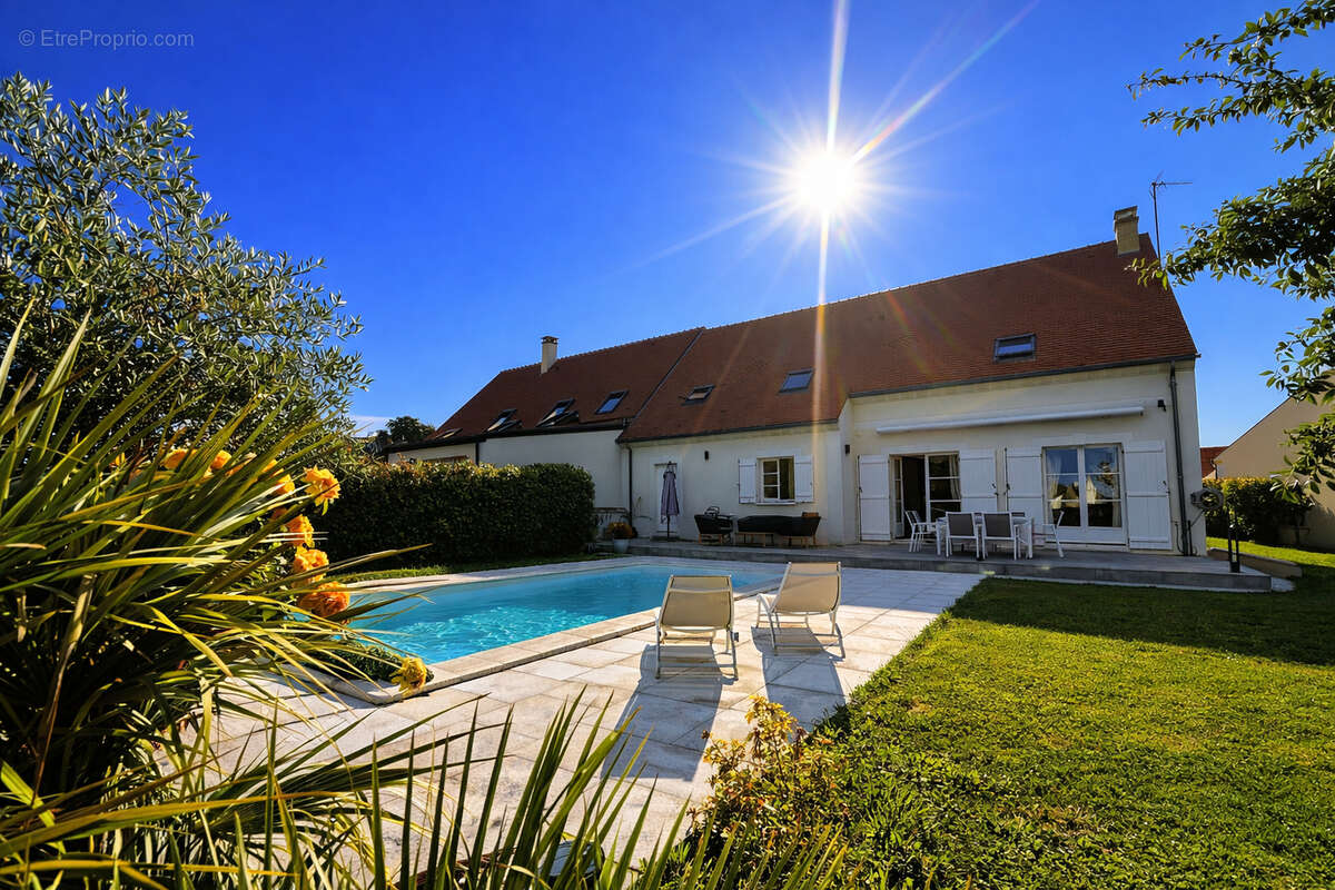 Maison à ORRY-LA-VILLE