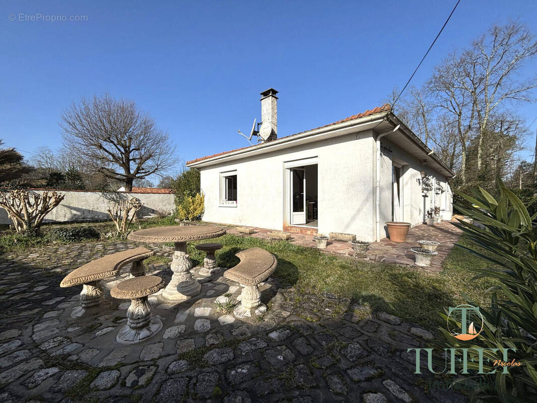 Maison à LA TREMBLADE