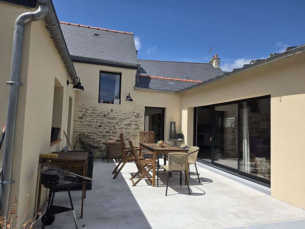 Maison à FEREL