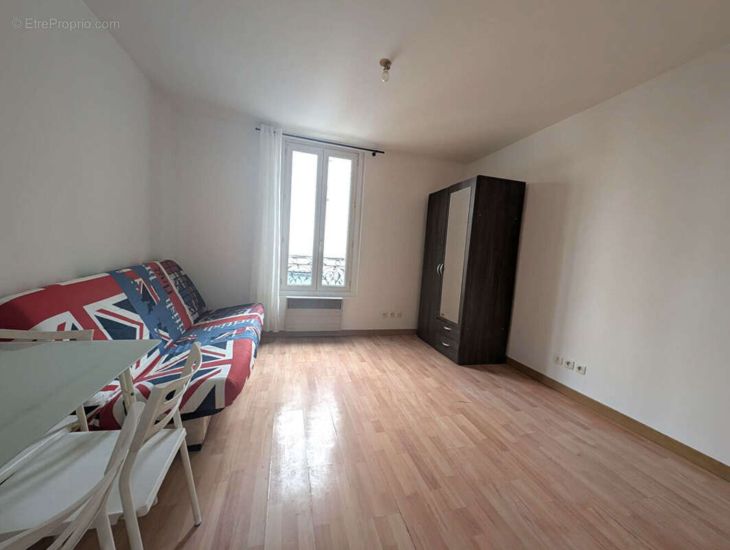 Appartement à PARIS-20E