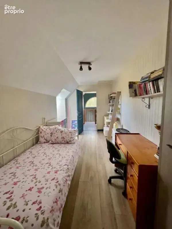 Maison 129m2, 4 chambres  , 2 sdb  + studio indépendant  , parcelle 1600m2  Sains-en-Amiènois - photo 8