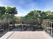 Appartement à MOUGINS