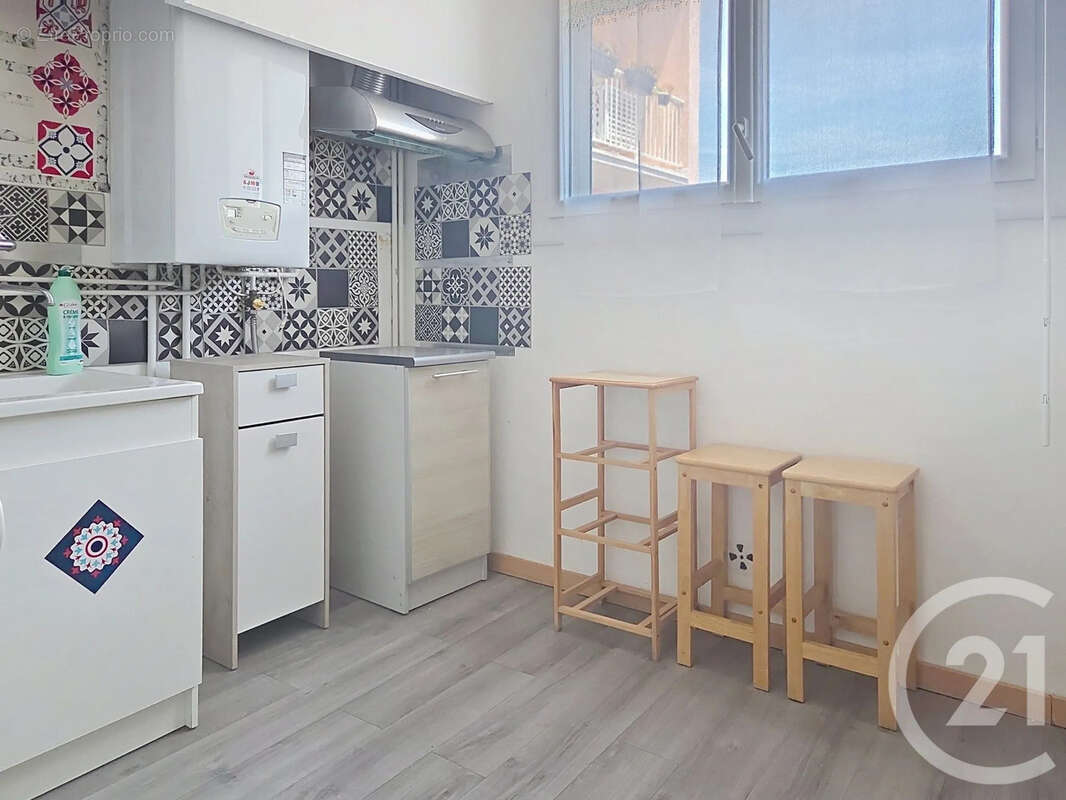 Appartement 73 m² à Sete  - photo 7