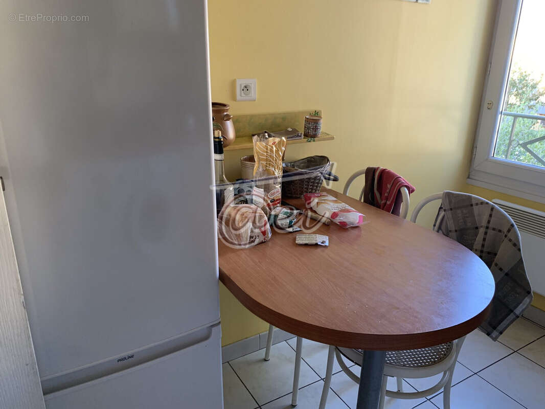 Appartement à SAINT-MAXIMIN-LA-SAINTE-BAUME