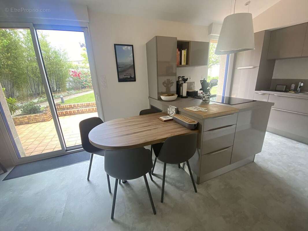 Propriété T11 Centre Ville VITRÉ - photo 4