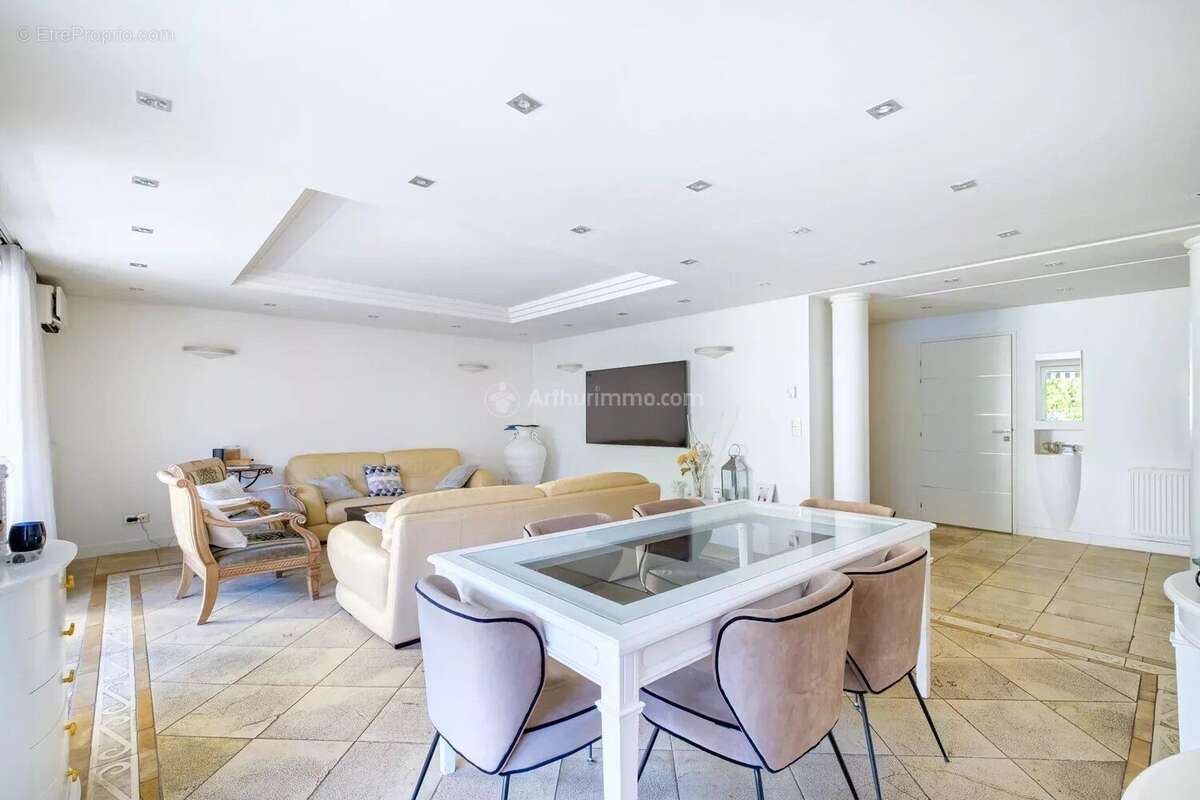 Vente Appartement Villeurbanne(69100) 549 000ï¿œ - photo 2