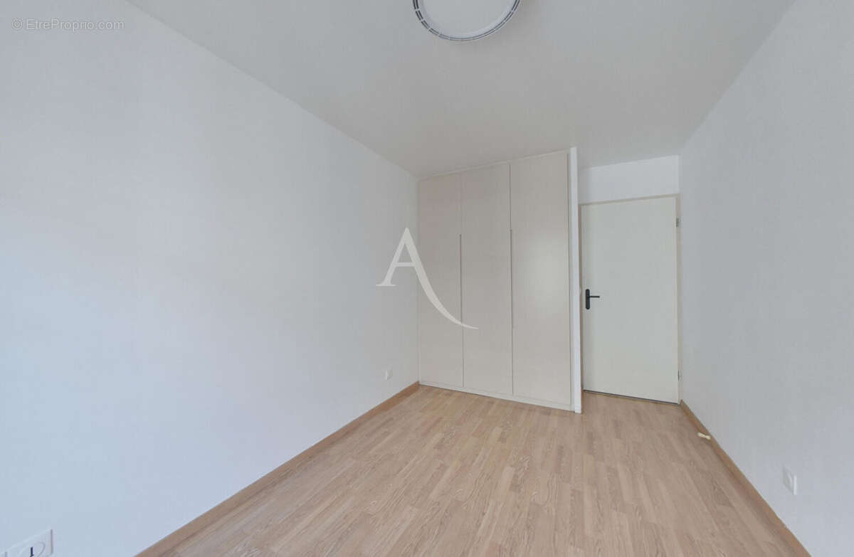 Appartement à BUSSY-SAINT-GEORGES