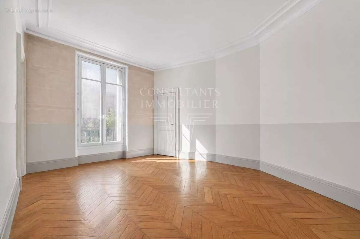 Appartement à PARIS-6E