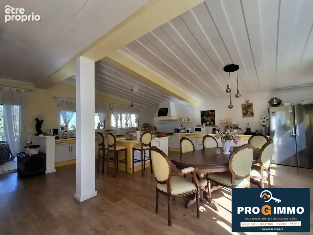 Maison 6 pièces 359 m² à vendre à Le Tampon (97430) - photo 6