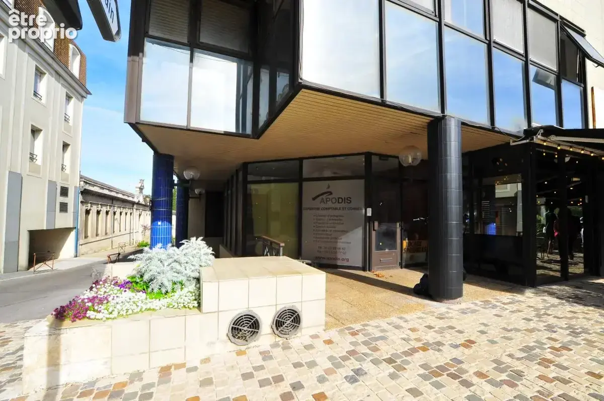 Bureaux - 205 m² - Marmande (47) - photo 2