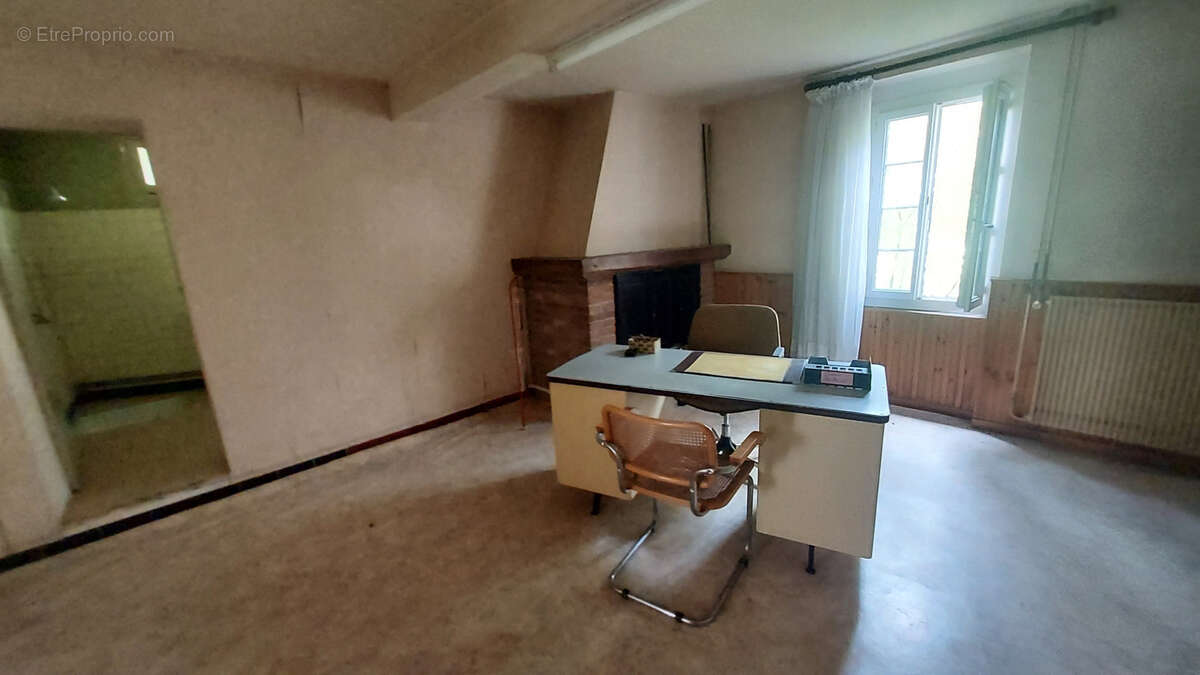 CINTEGABELLE-Corps de ferme 7 pièces 300 m2 - photo 6
