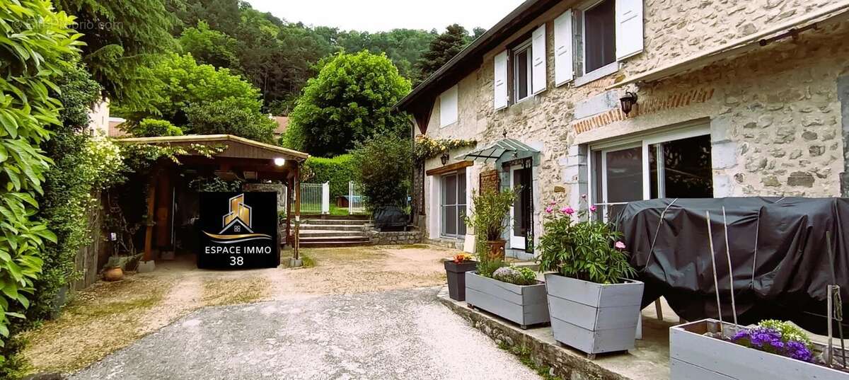 Maison à CORENC