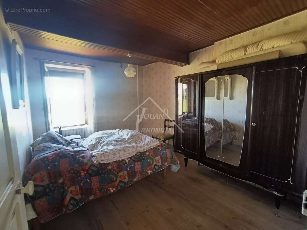Maison à GOUTTIERES