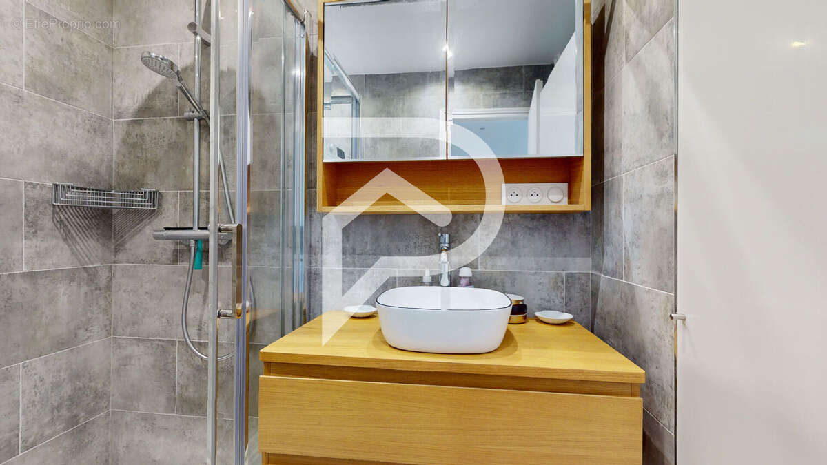 Appartement à LA CELLE-SAINT-CLOUD