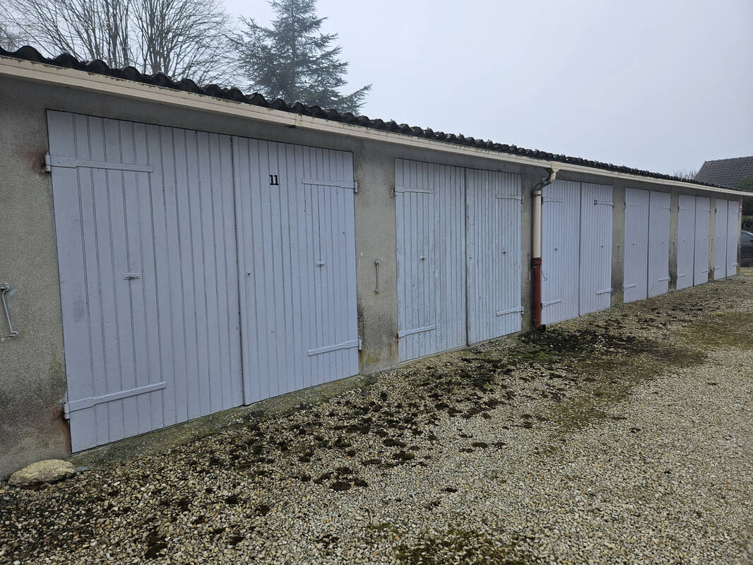 Parking à CHALONS-EN-CHAMPAGNE