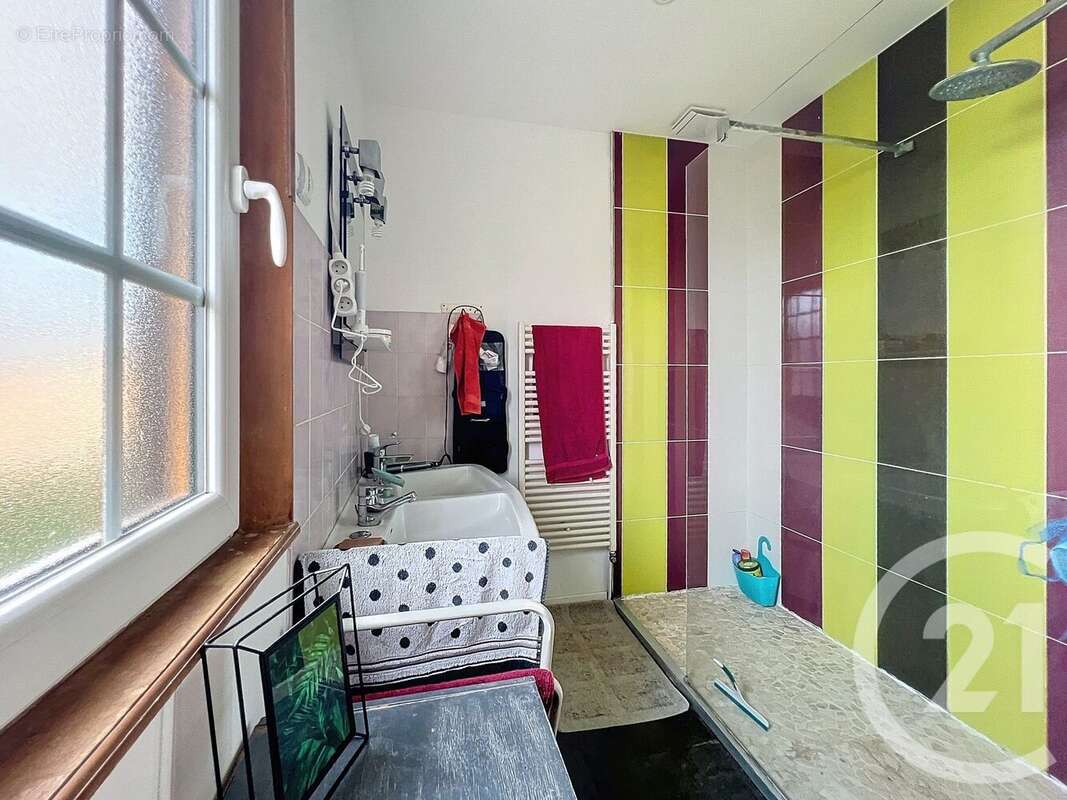 Maison à CONDE-SUR-RISLE