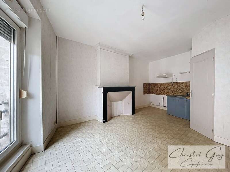 Appartement à CHATEAU-DU-LOIR