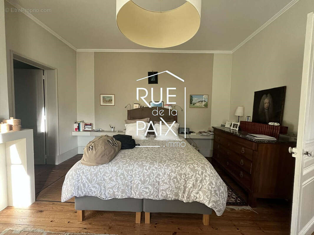 Maison à CHATELLERAULT