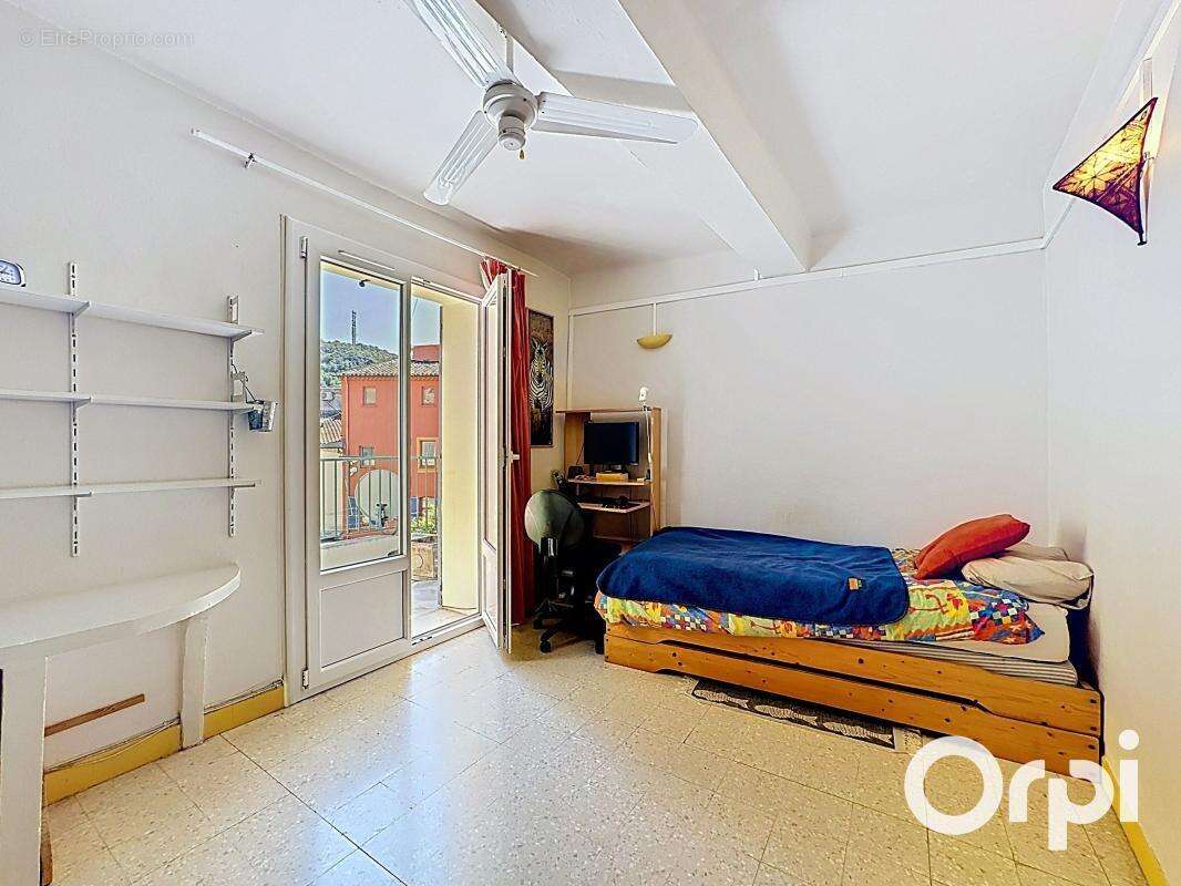 Appartement triplex 4 pièces 89 m² - Deux terrasses - Cœur Village - photo 8