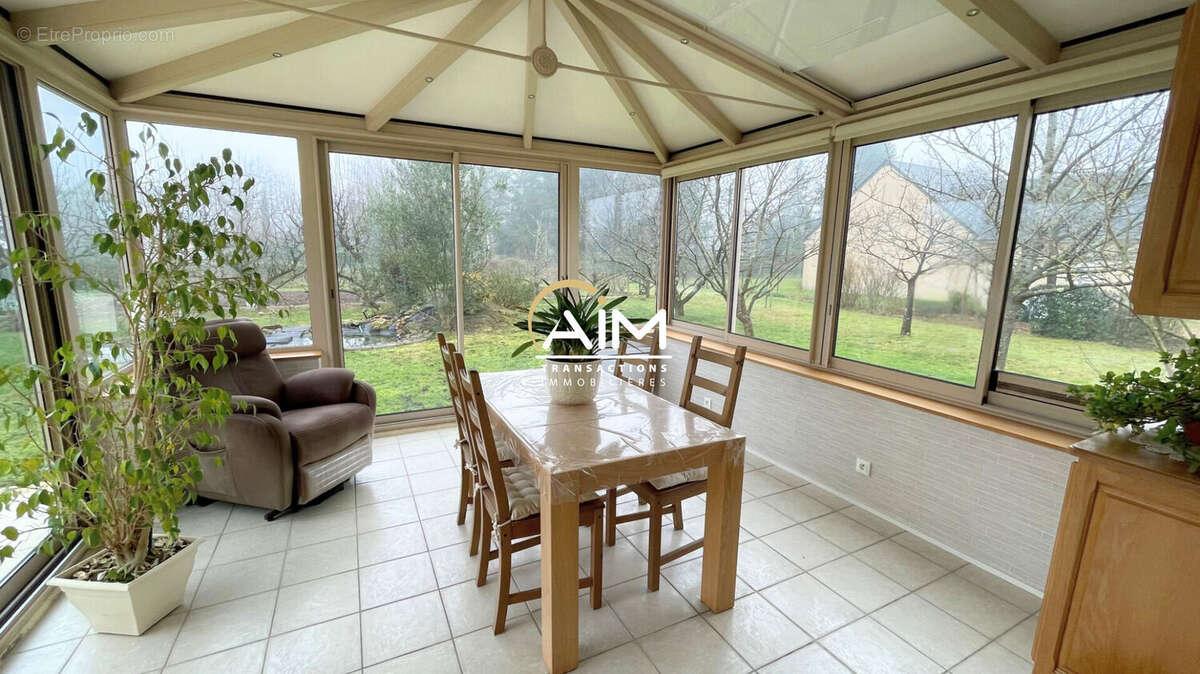 Maison à MONTLOUIS-SUR-LOIRE