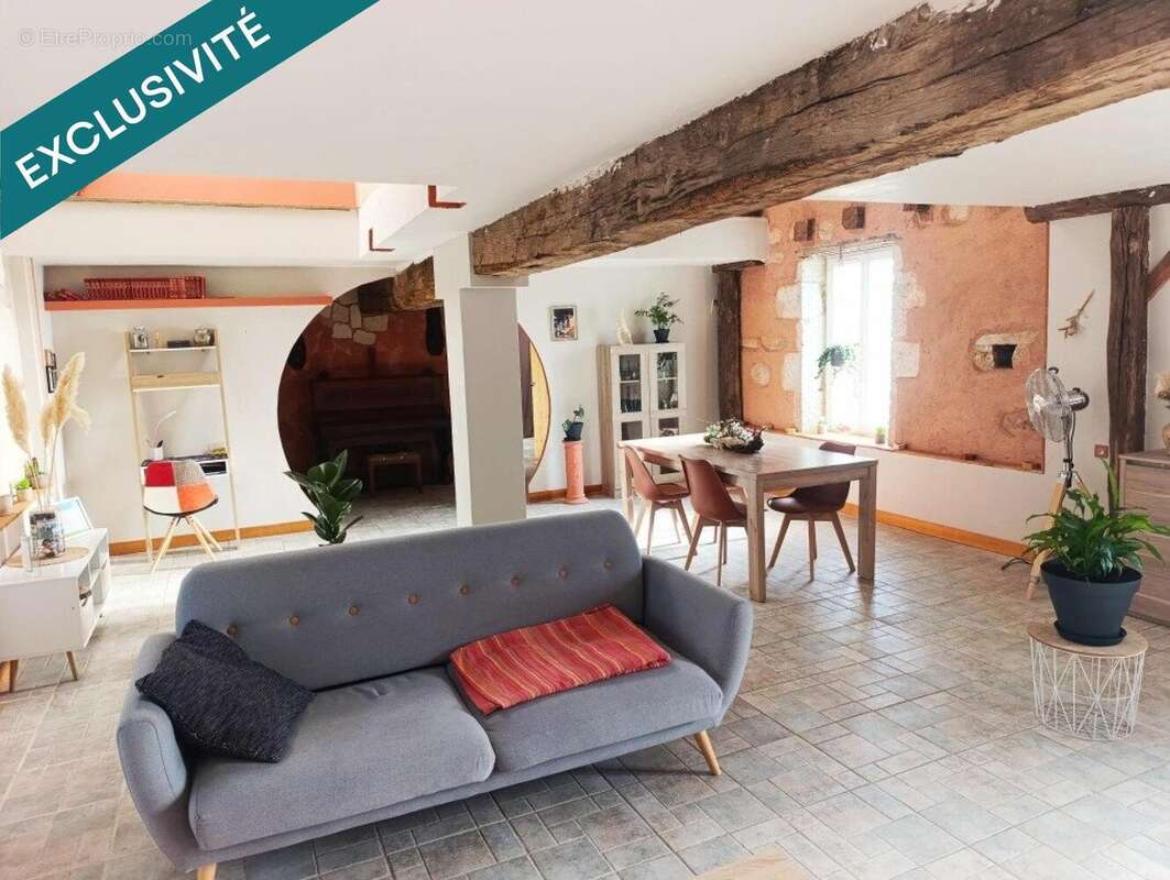 Maison 183 m² à Uzay-Le-Venon  - photo 2
