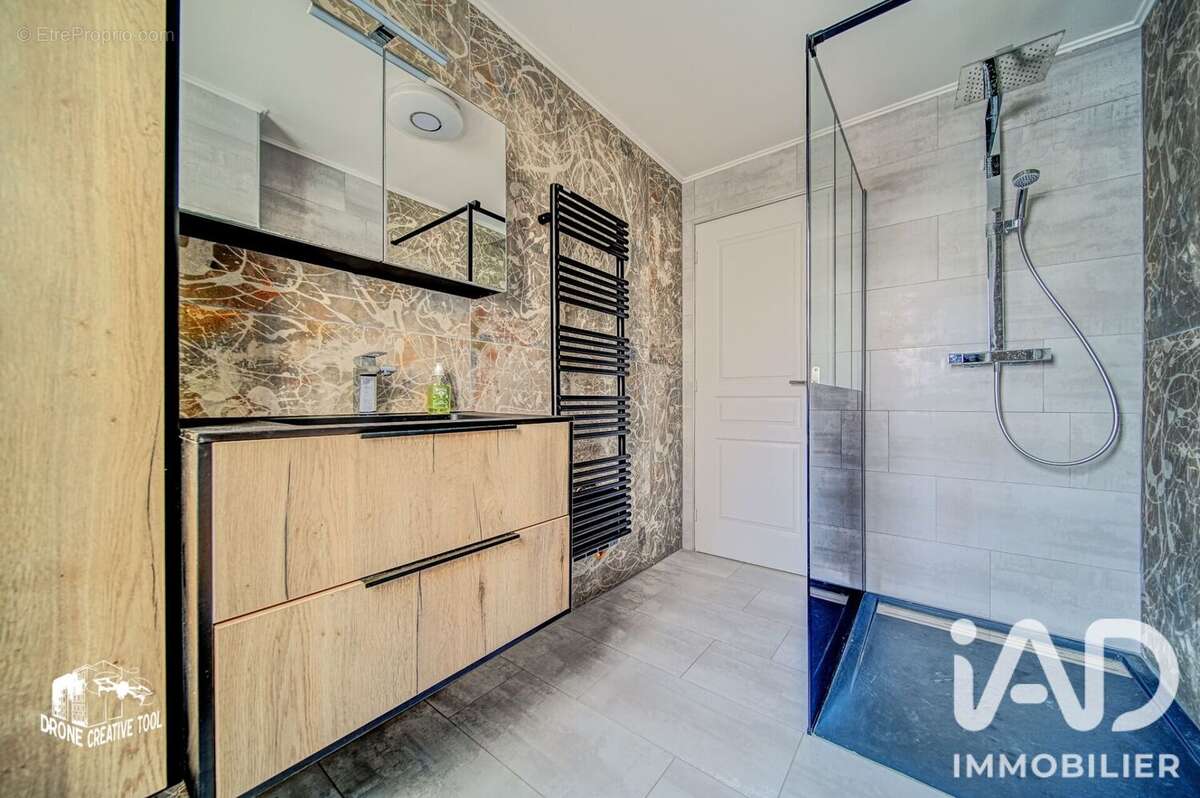 Appartement 79 m² à Rombas  - photo 2