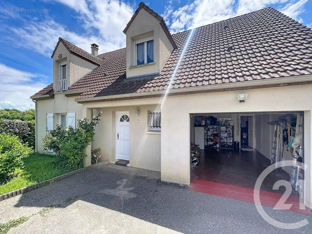 Maison à NOISY-RUDIGNON