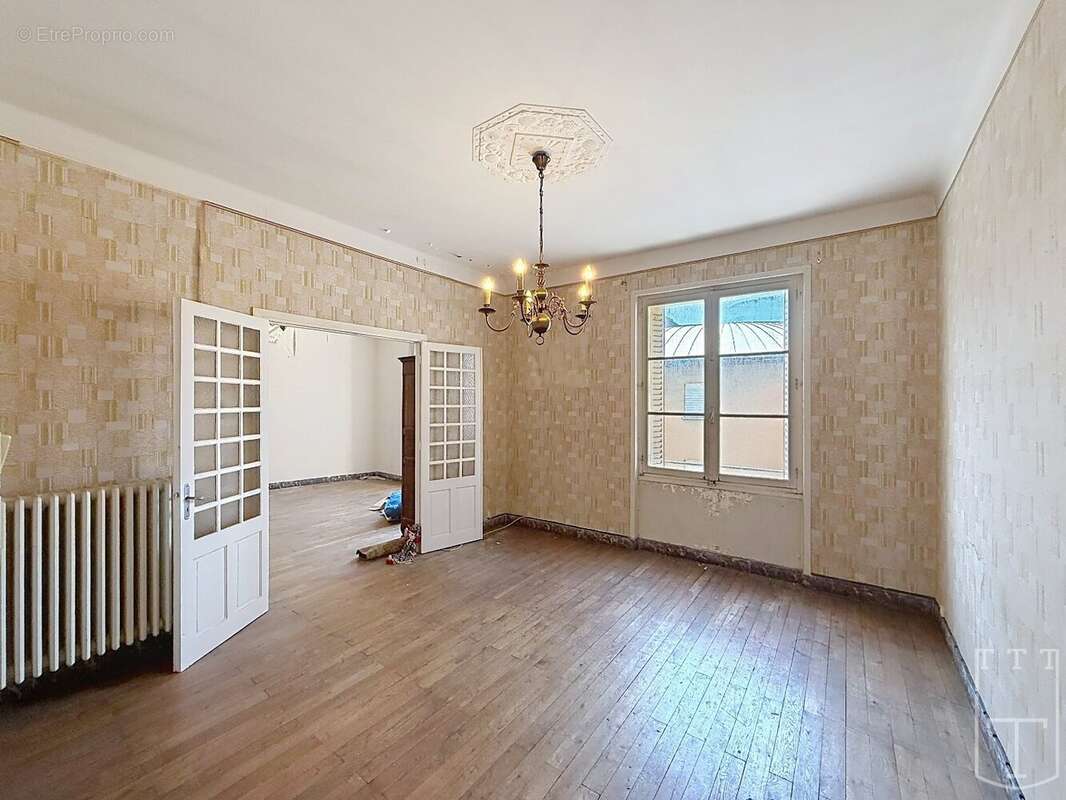 Appartement à AUBENAS