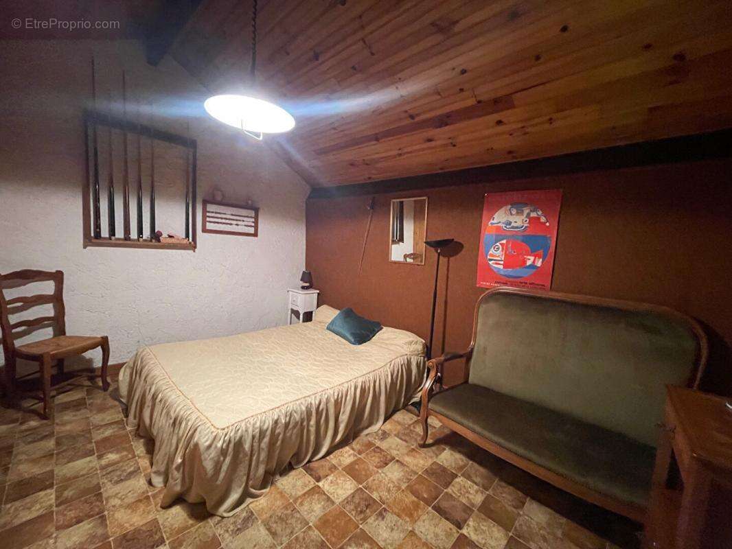 Maison à NOGENT-SUR-VERNISSON