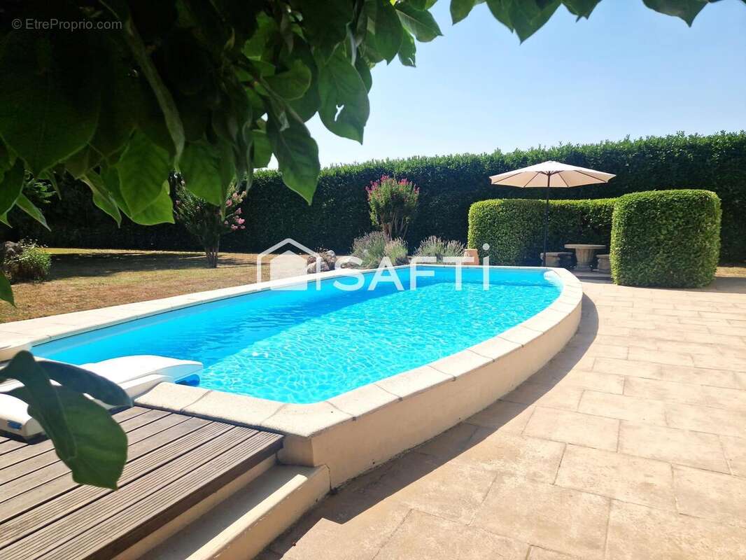Maison 134 m² à Lorp-Sentaraille  - photo 3