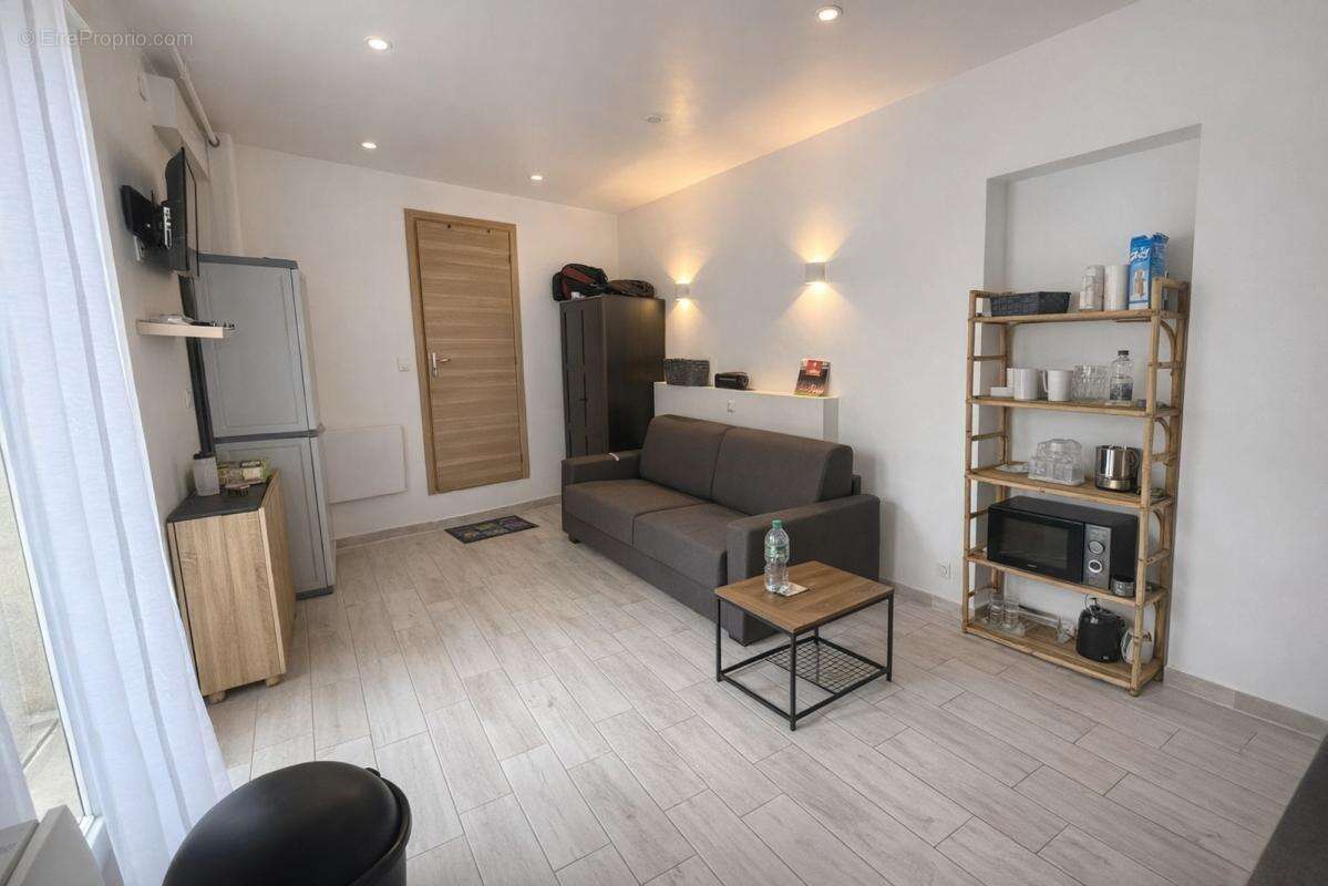 Appartement à AUBERVILLIERS