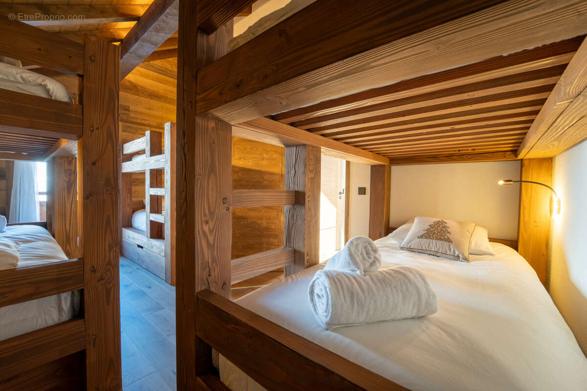 Maison à LE CHATEL