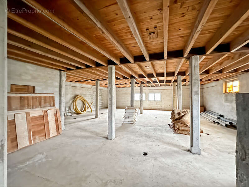 Commerce à BASSOUES