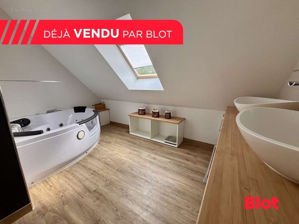Maison 128 m² à Moutiers  - photo 8