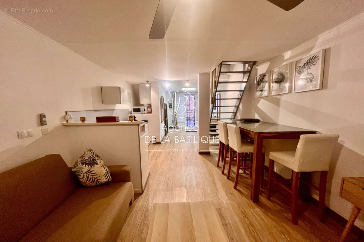 Appartement à SAINT-MAXIMIN-LA-SAINTE-BAUME