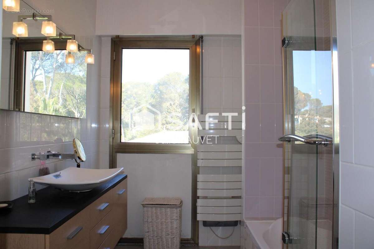 Photo 9 - Appartement à SAINT-RAPHAEL