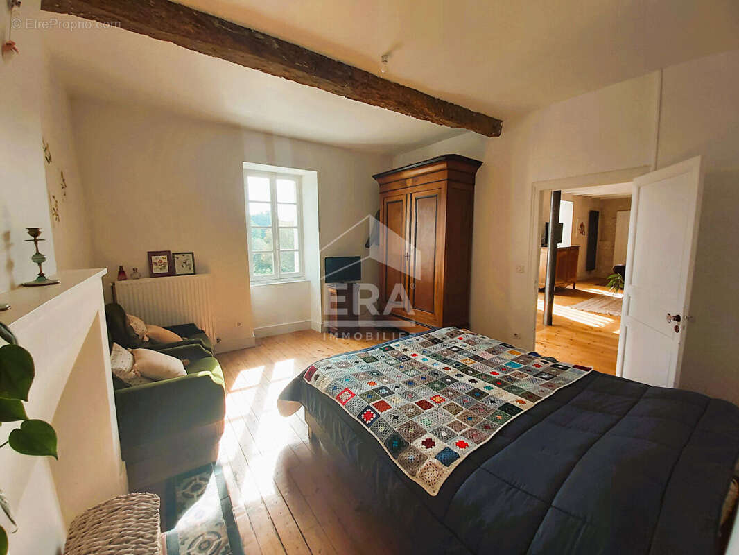 Maison à MONTCARET