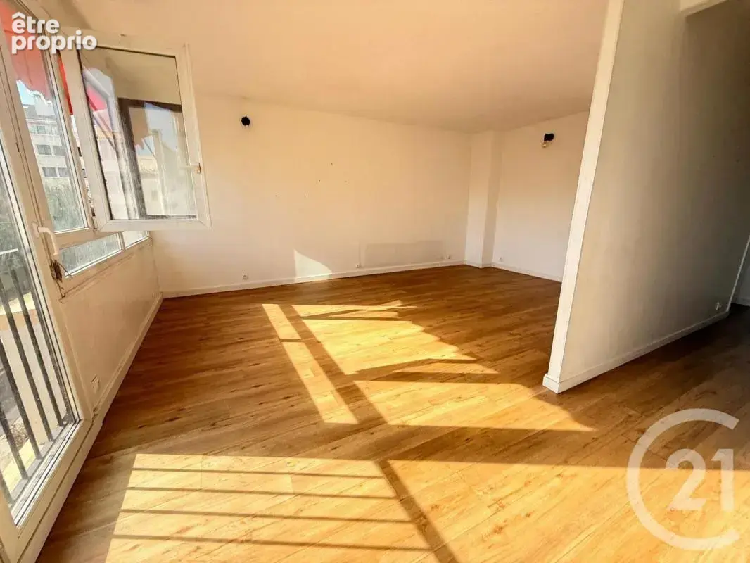 Appartement 4 pièces 70 m² à vendre à Fontenay-Sous-Bois (94120) - photo 3