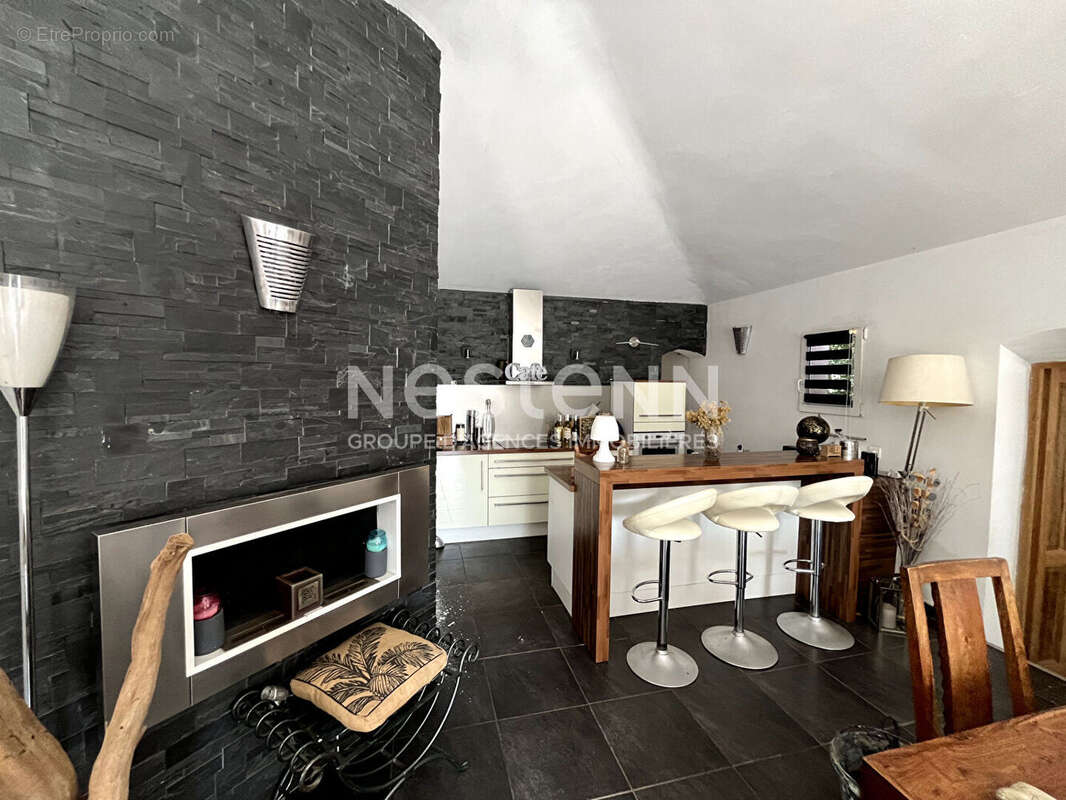 Maison à SAN-GAVINO-DI-CARBINI