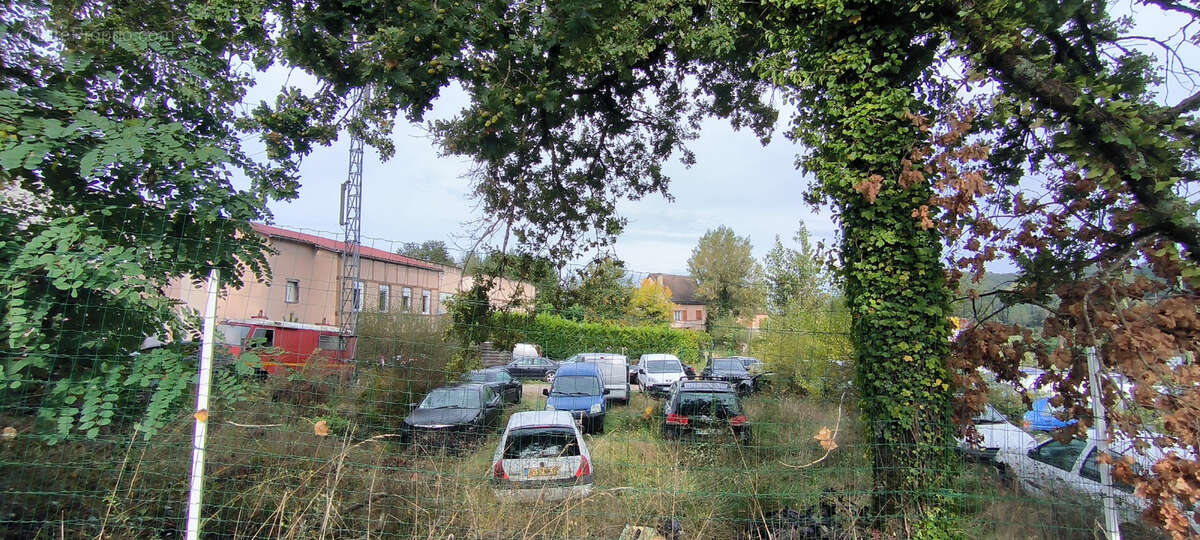 Appartement à AUZITS