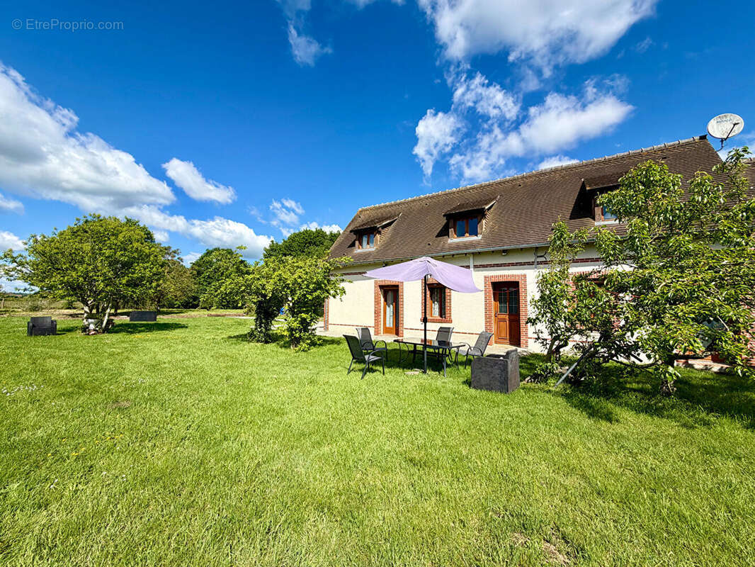 Maison Mandres 6 pièce(s) 173 m2 - photo 3
