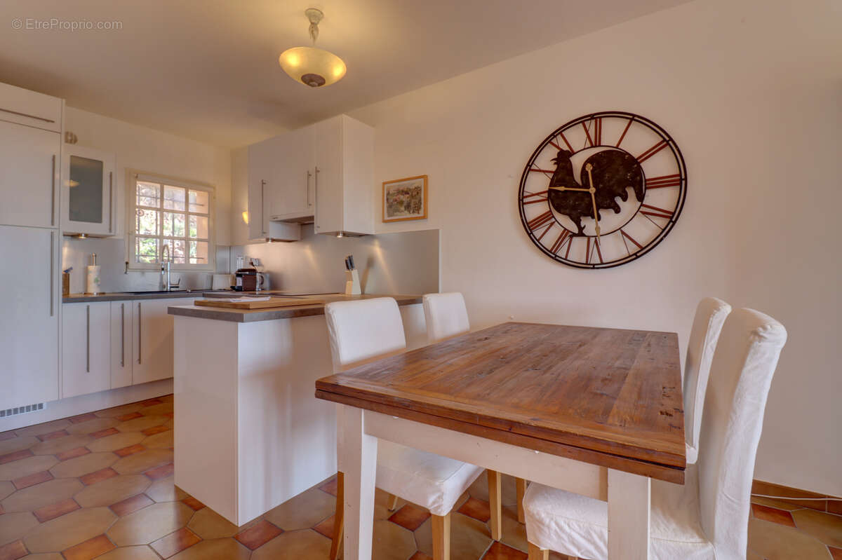 Appartement à THEOULE-SUR-MER