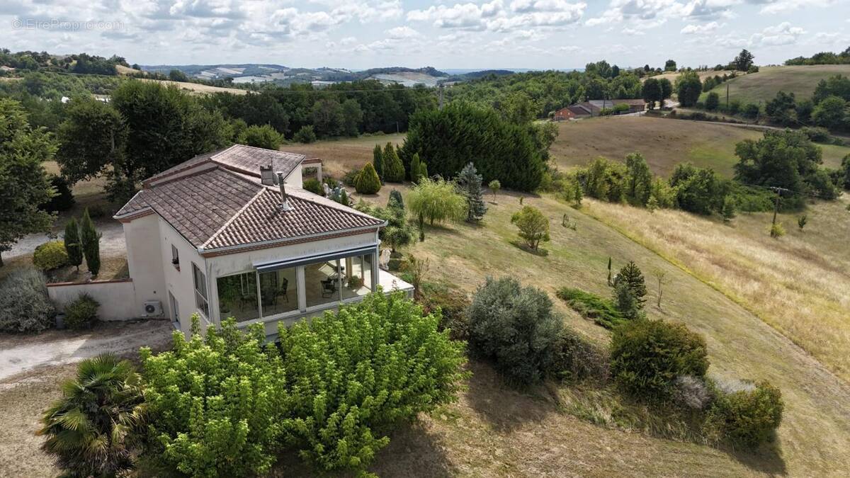 Maison à MOISSAC