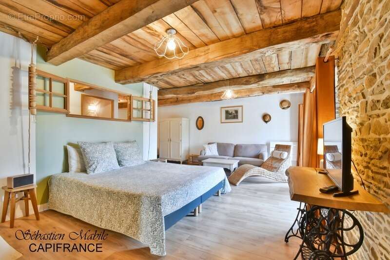 Chambres d'hôtes et gîte à vendre en Bretagne 9 pièces SOUGEAL (35) en Baie du Mont Saint Michel - Terrrain de 2200 M² - photo 26