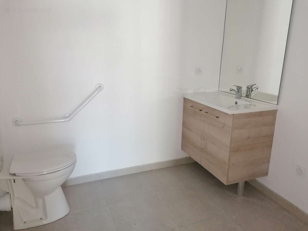 Appartement à CAMBLANES-ET-MEYNAC