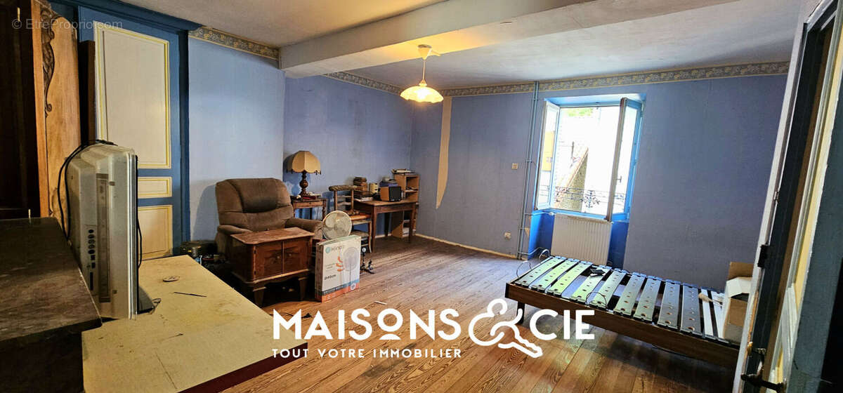 Maison à SAINT-SORLIN-EN-BUGEY