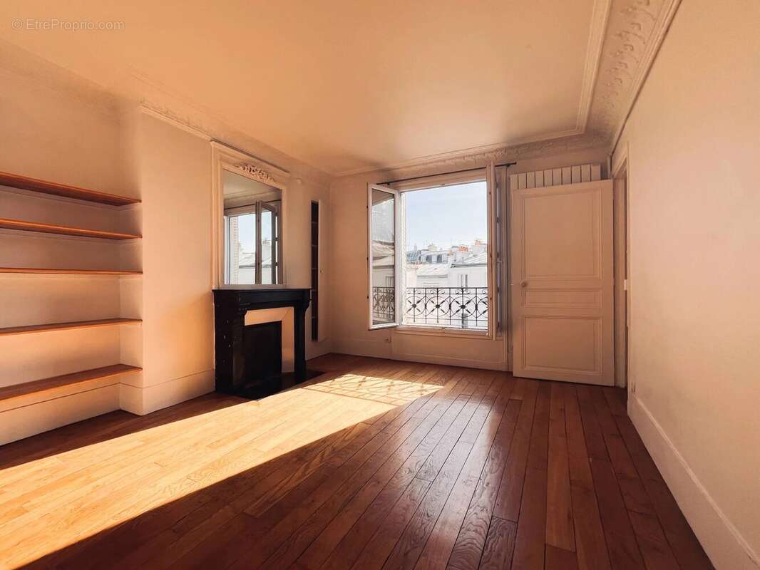 Appartement à PARIS-12E