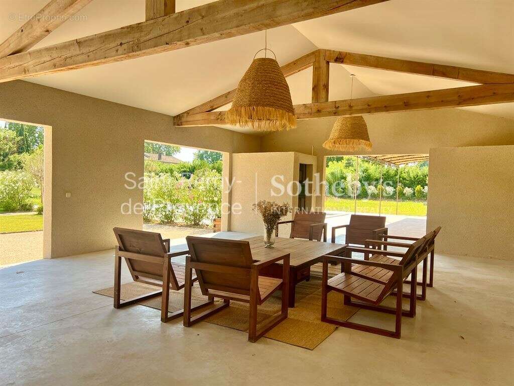 Exclusivité. Saint Rémy de Provence, superbe propriété rénovée située à 5 mn du centre - photo 19